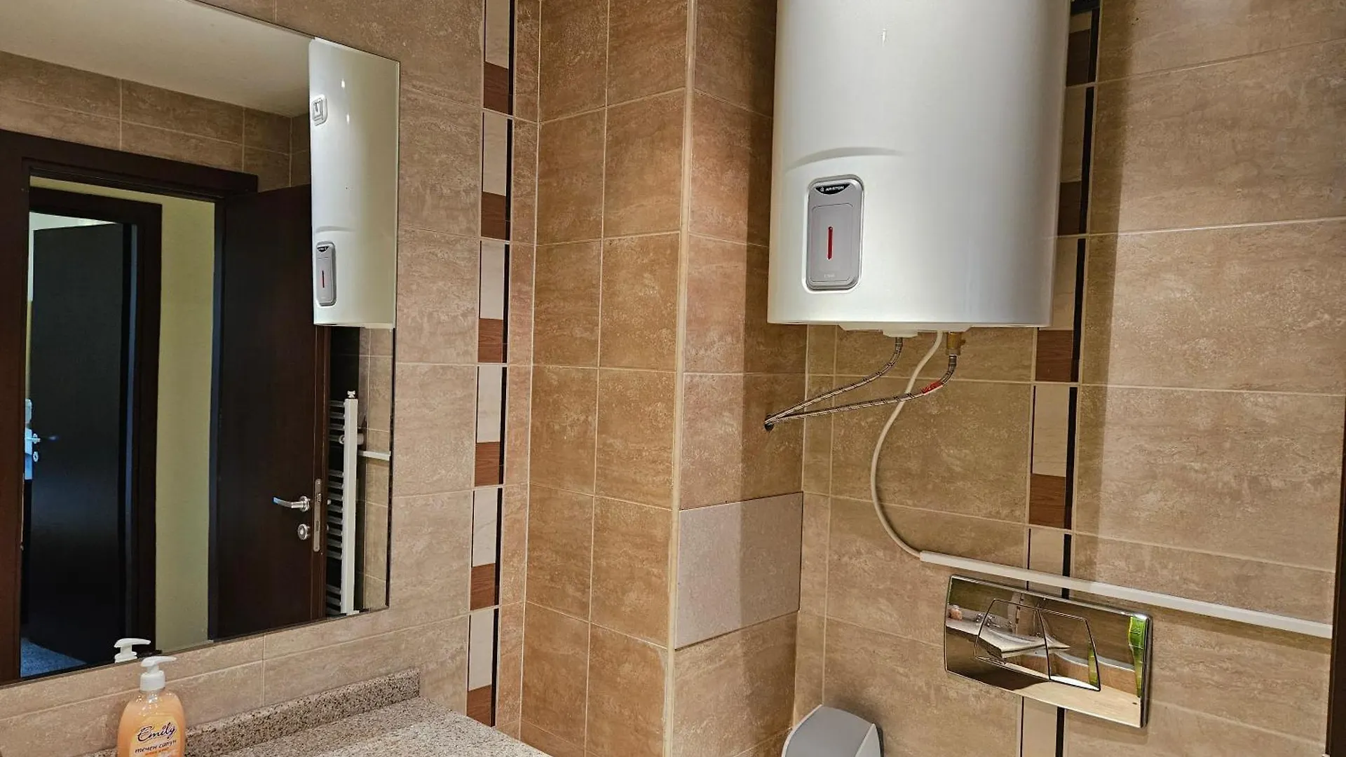 Terra Complex B4 - Private Apartment - Golf, Skiing & Spa Bansko