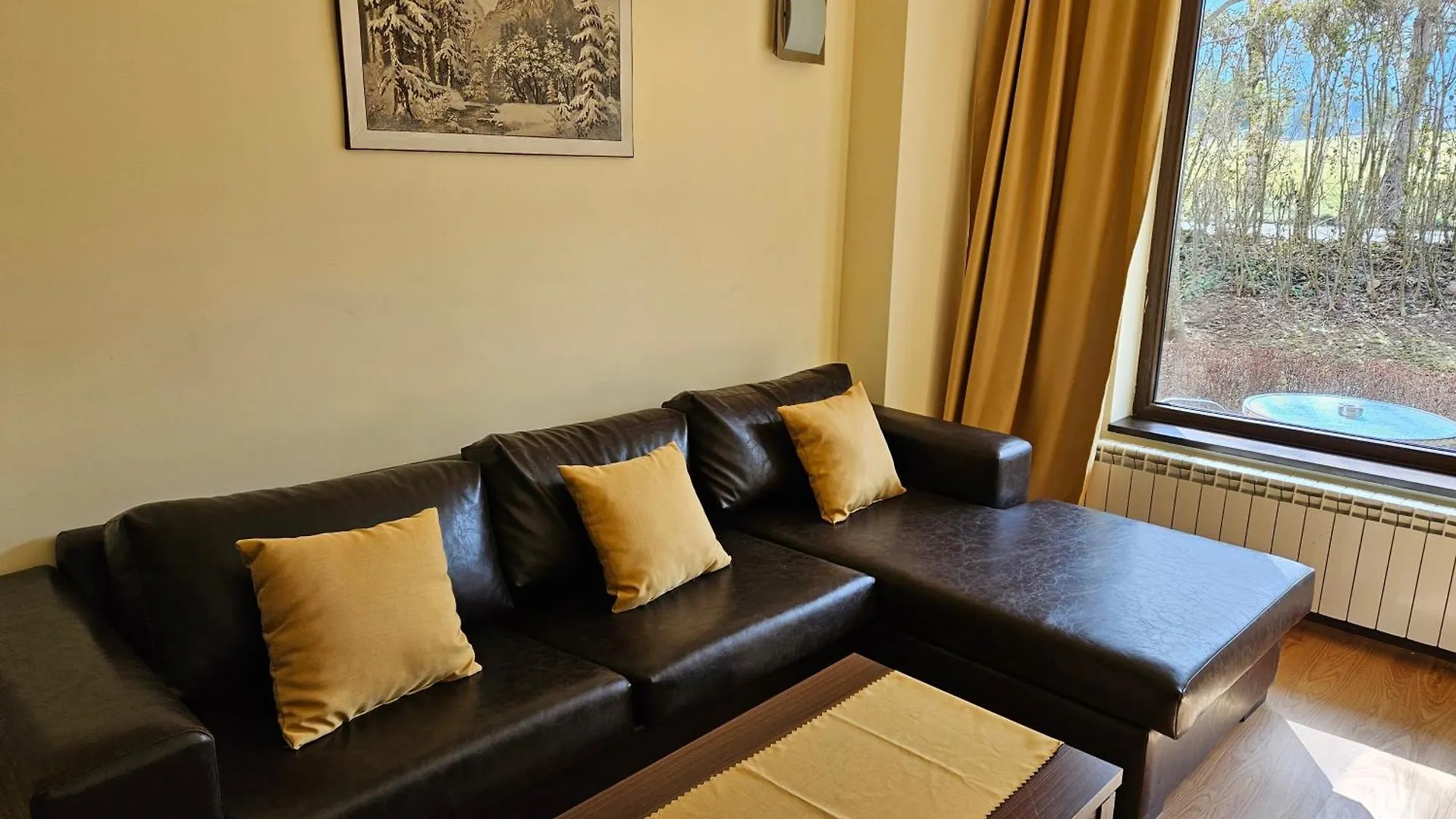 Terra Complex B4 - Private Apartment - Golf, Skiing & Spa Bansko