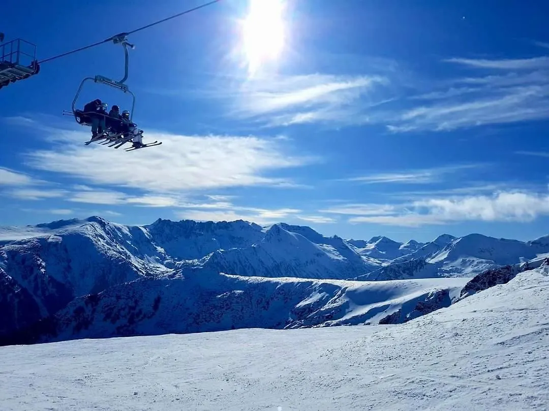 Terra Complex B4 - Private Apartment - Golf, Skiing & Spa Bansko